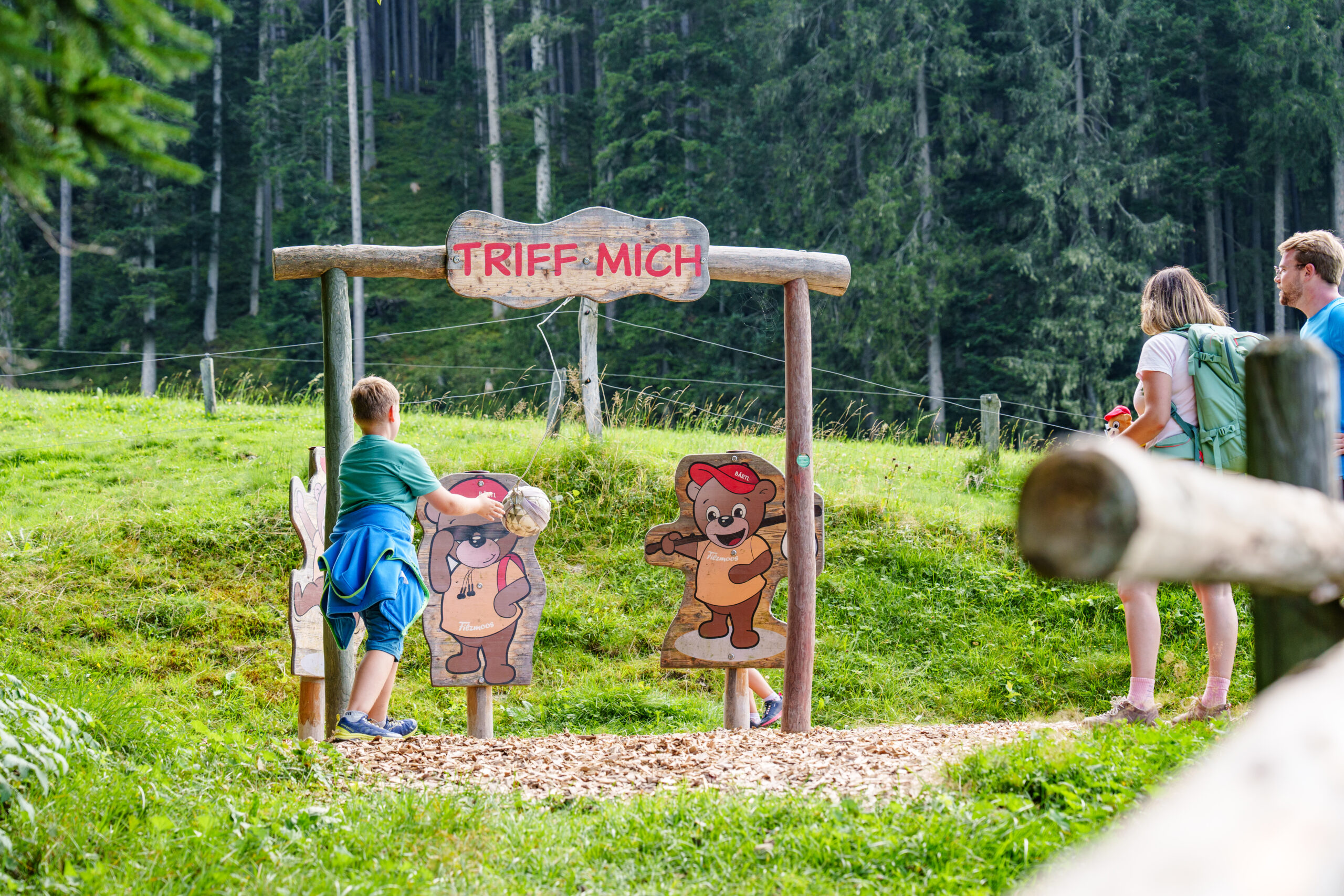 familien- und kinderfreundlicher Wandersteig mit Spielplatz f&uuml;r die Kleinen