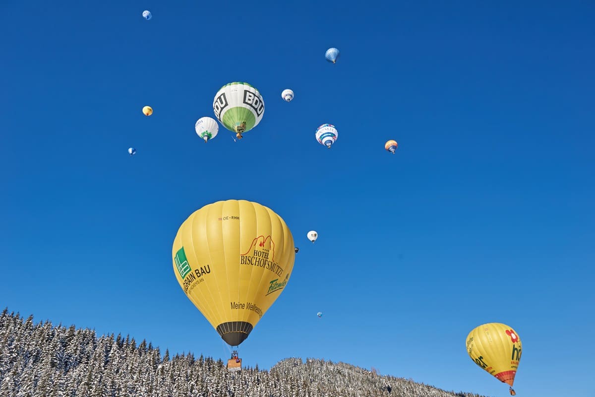 Hei&szlig;luftballone &uuml;ber Filzmoos